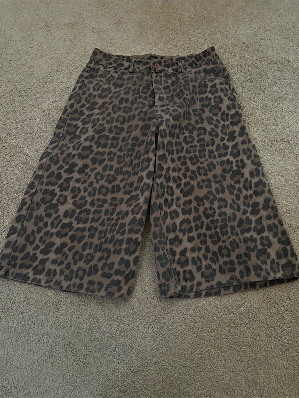 Leopard Print Wide-Leg Shorts - Brown/Black